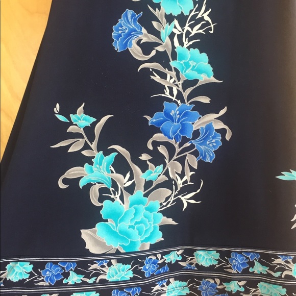 3/$20 SALE Apt 9 blue faux wrap kimono dress - Picture 5 of 6